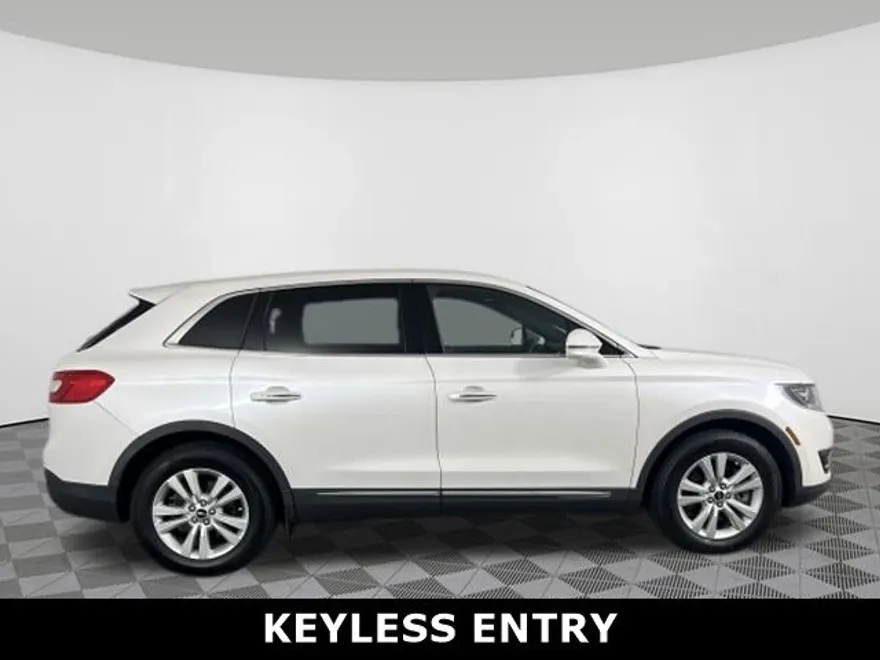2017 Lincoln MKX Premiere photo 1