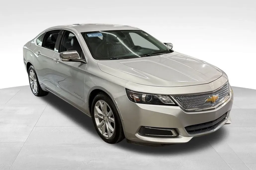 2016 Chevrolet Impala 1LT photo 1