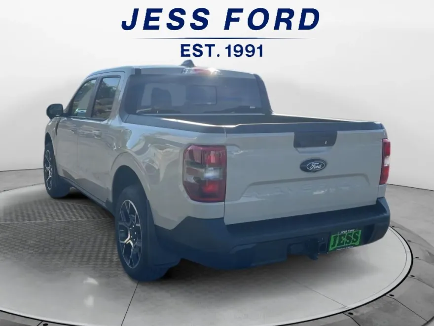 2025 Ford Maverick Lariat photo 1