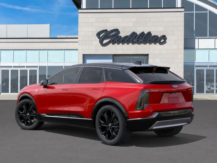 2025 Cadillac Optiq Luxury photo 1