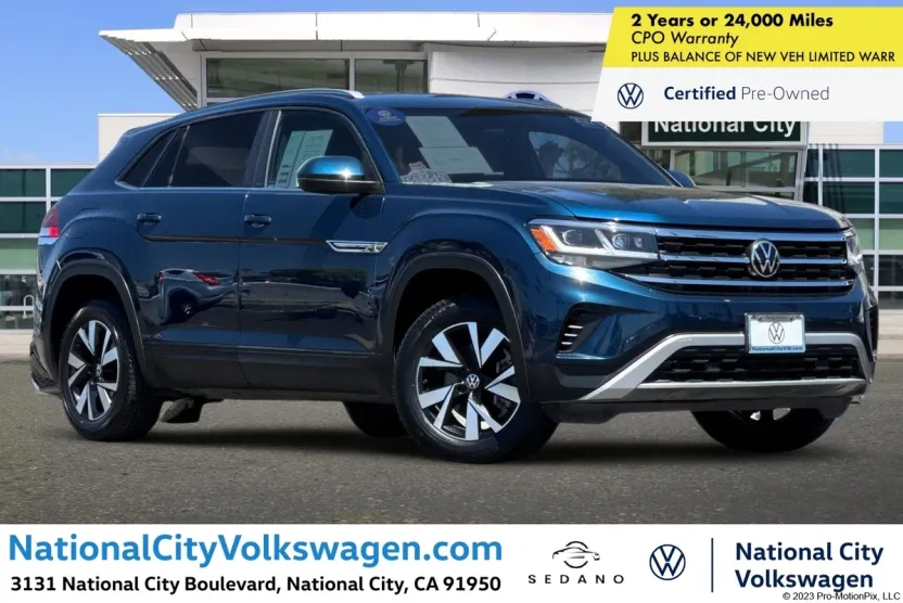 2022 Volkswagen Atlas Cross Sport SE photo 1