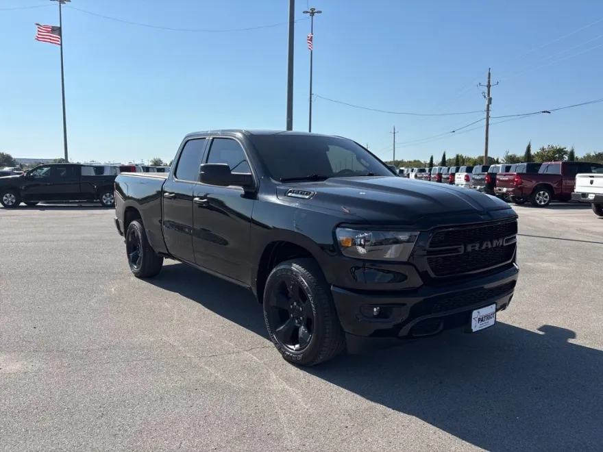 2024 Ram 1500 Tradesman photo 1