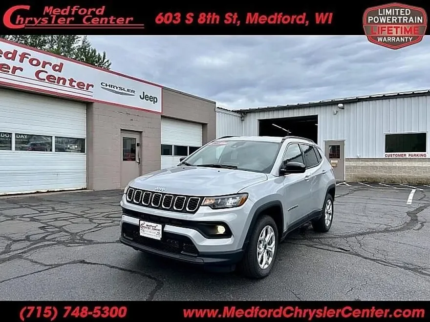 2025 Jeep Compass Latitude photo 1
