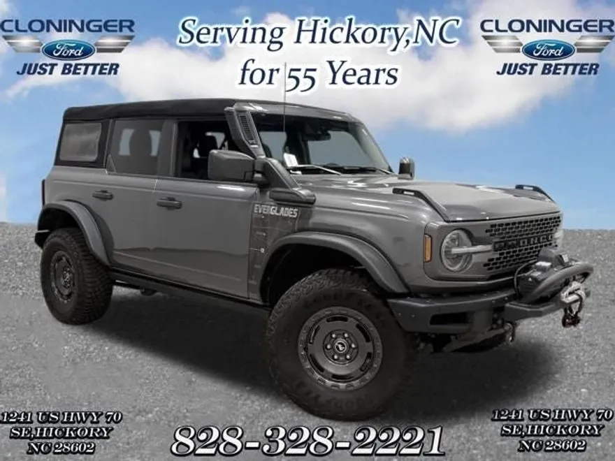2024 Ford Bronco Everglades photo 1