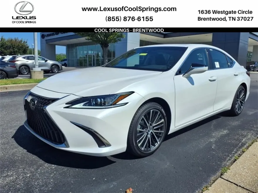 2025 Lexus ES 300h photo 1