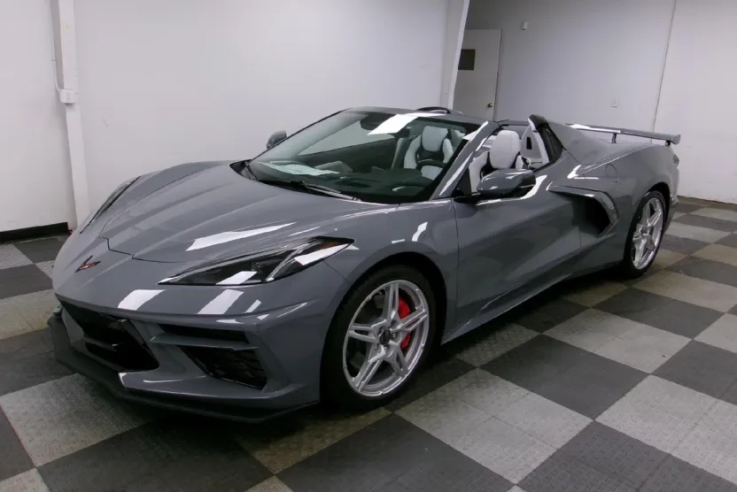 2025 Chevrolet Corvette Stingray Convertible 3LT photo 1