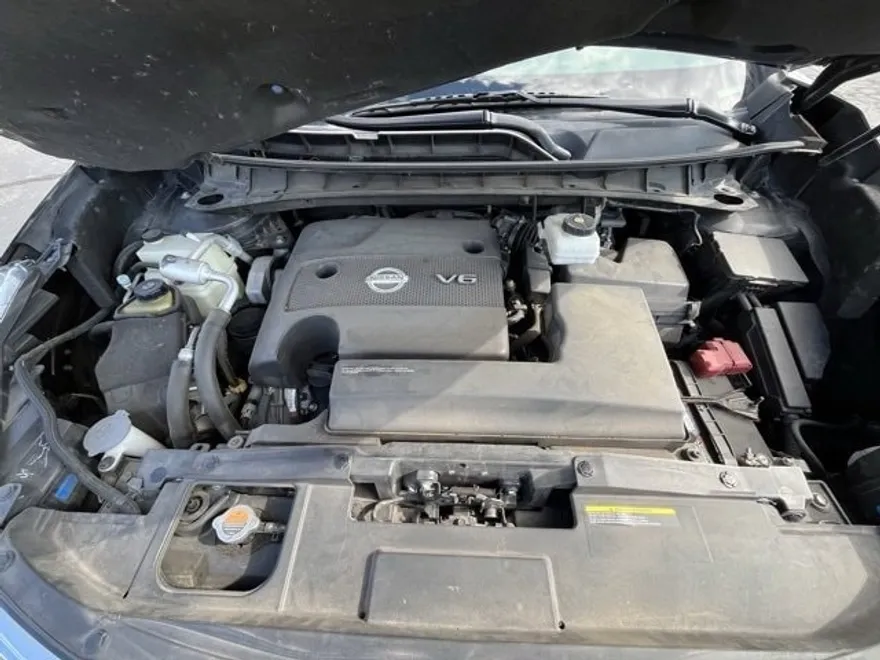 2017 Nissan Murano SV photo 1