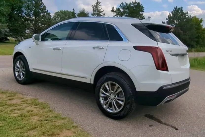 2020 Cadillac XT5 Premium Luxury photo 1