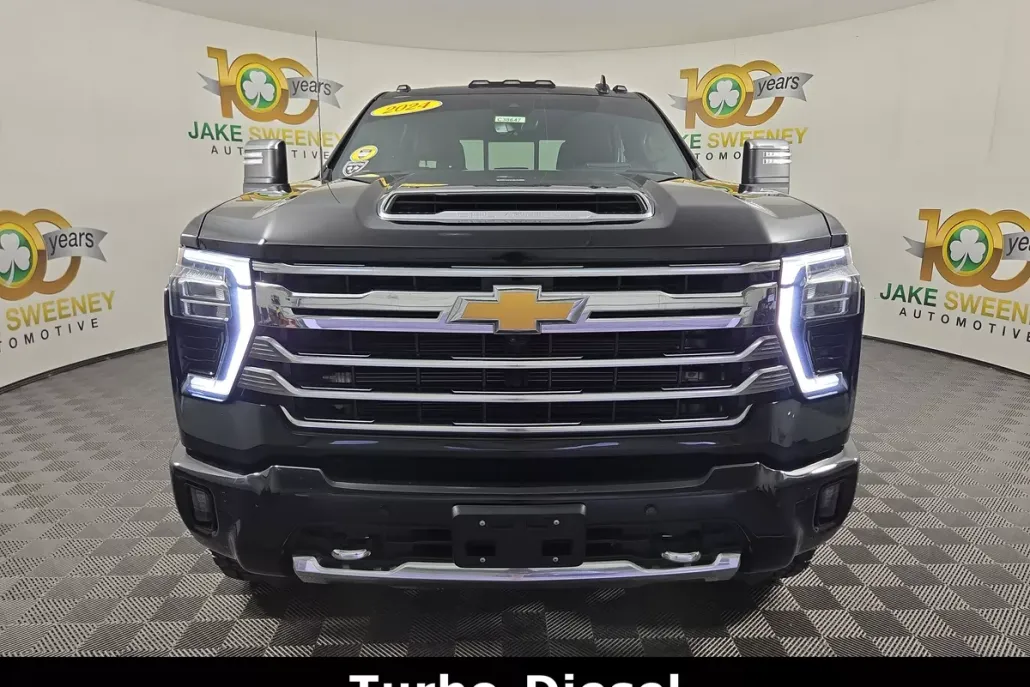 2024 Chevrolet Silverado 2500HD High Country photo 1