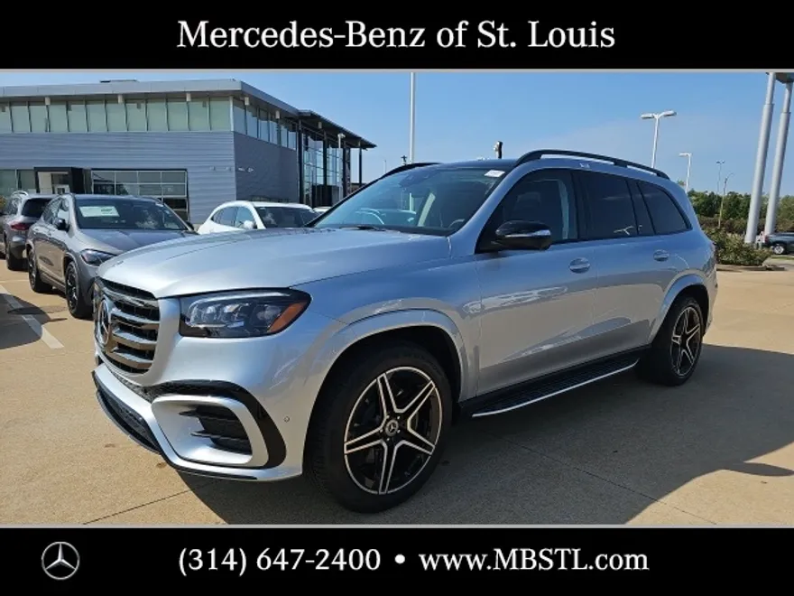 2026 Mercedes Benz GLS 450 4MATIC photo 1