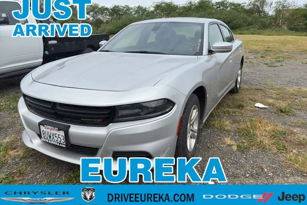 2021 Dodge Charger SXT photo 1