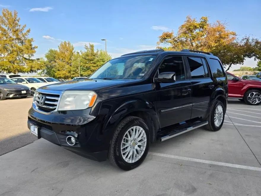 2014 Honda Pilot Touring photo 1