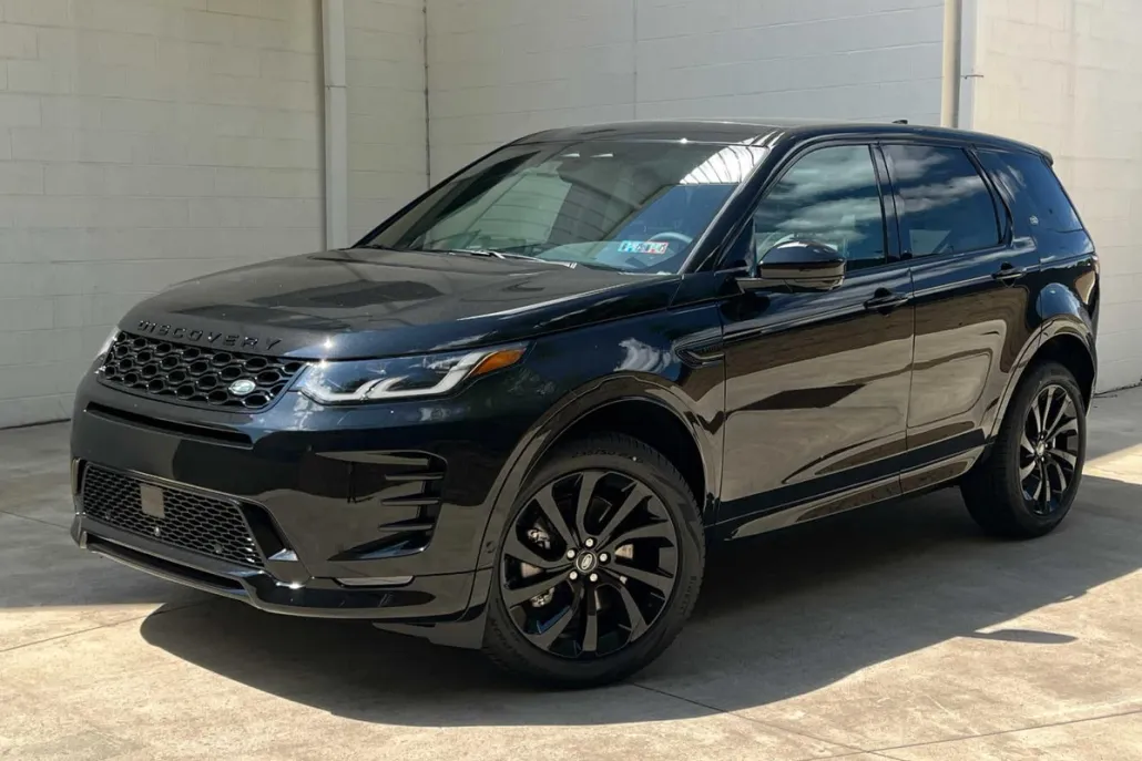 2024 Land Rover Discovery Sport Dynamic SE photo 1