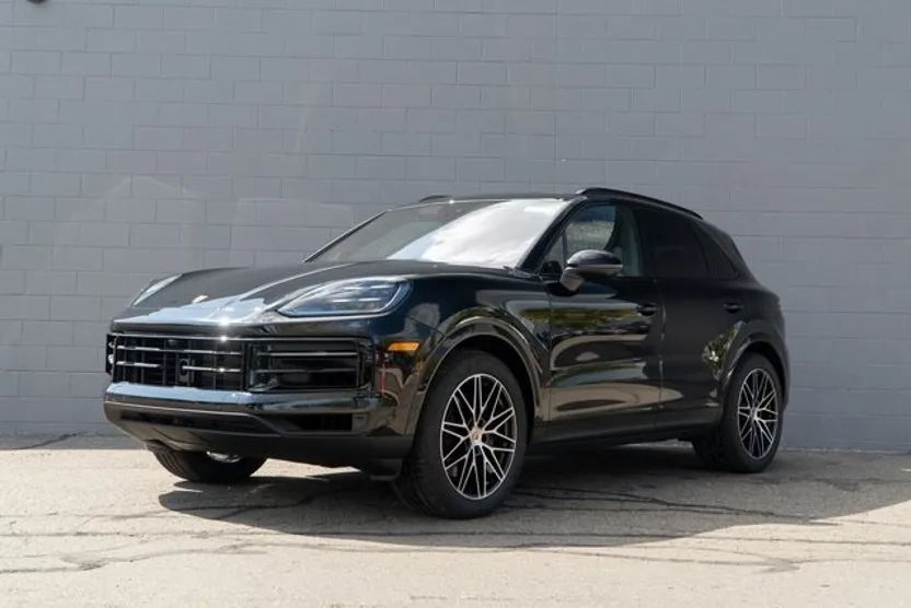2026 Porsche Cayenne photo 1