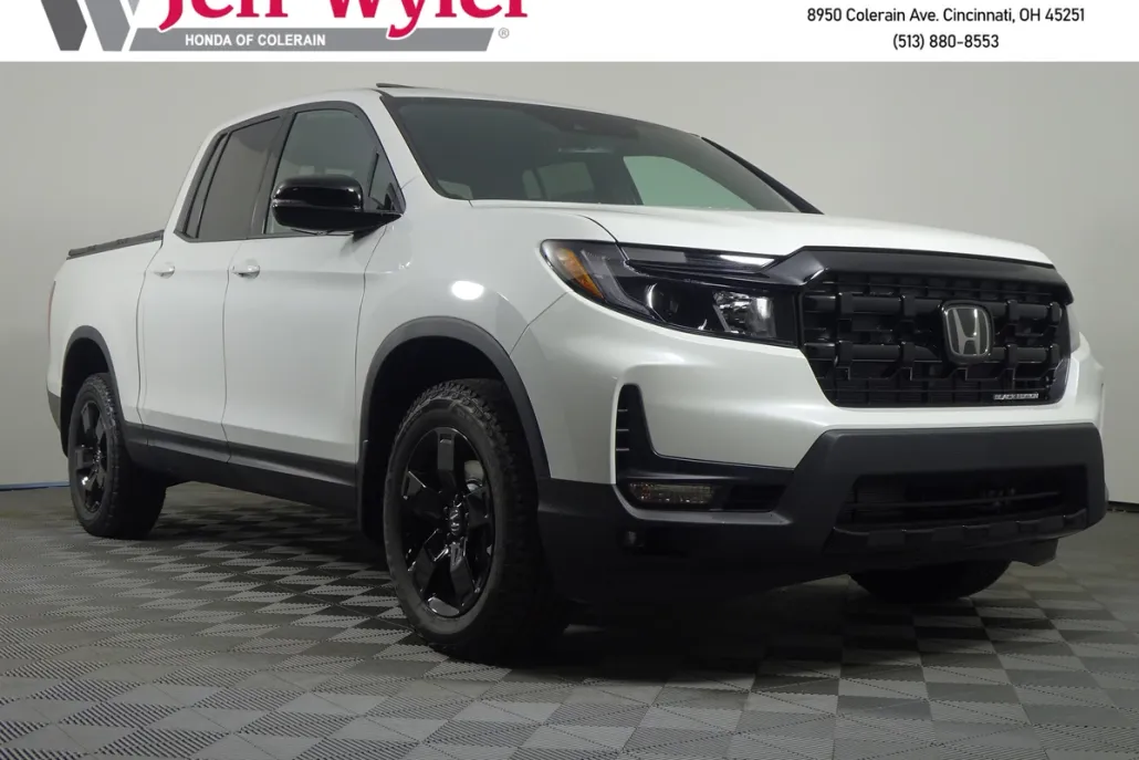 2025 Honda Ridgeline Black Edition photo 1