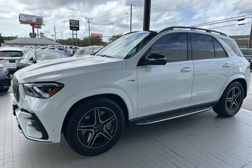 2024 Mercedes Benz GLE 53 photo 1