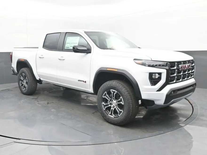 2025 Gmc Canyon AT4 photo 1