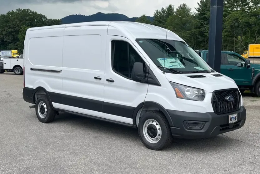 2025 Ford Transit Cargo Van photo 1