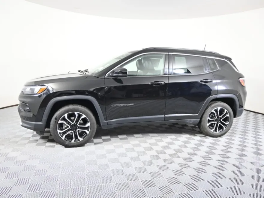2022 Jeep Compass Limited photo 1