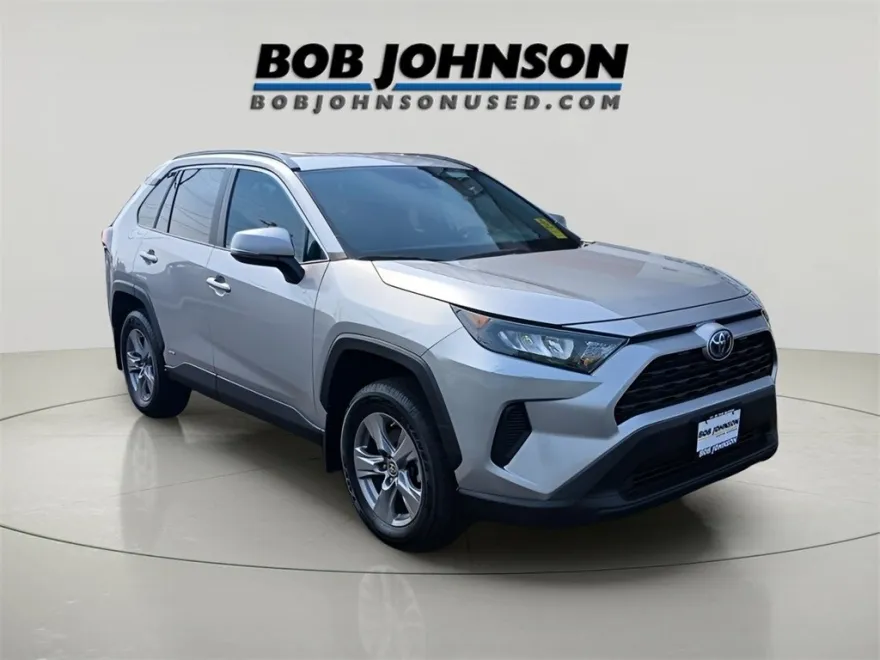 2022 Toyota RAV4 Hybrid LE photo 1