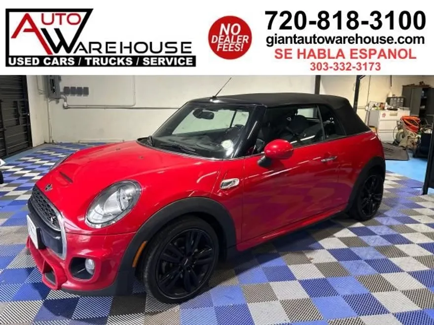 2017 Mini Cooper Convertible S photo 1