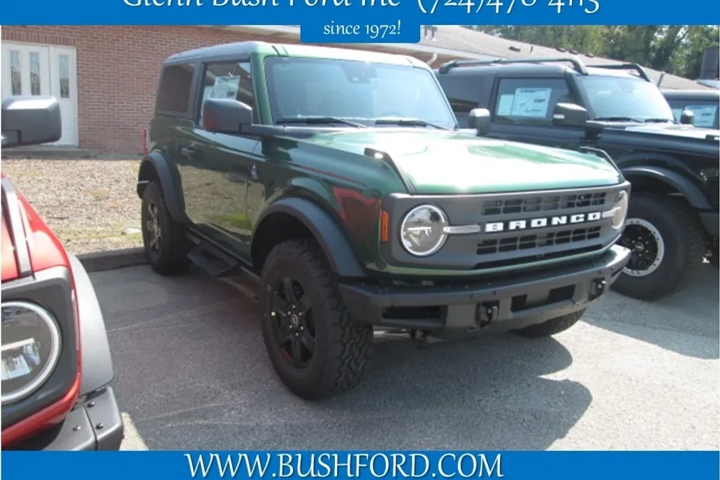 2024 Ford Bronco Black Diamond photo 1