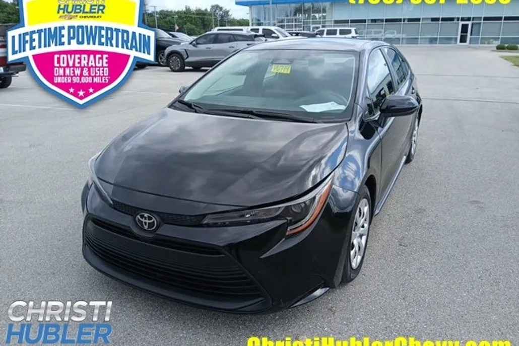 2024 Toyota Corolla LE photo 1