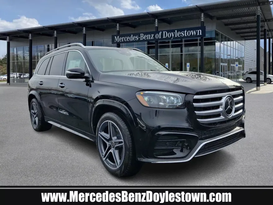 2025 Mercedes Benz GLS 450 4MATIC photo 1