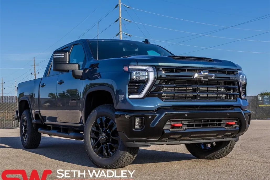 2025 Chevrolet Silverado 2500HD LT Trail Boss photo 1