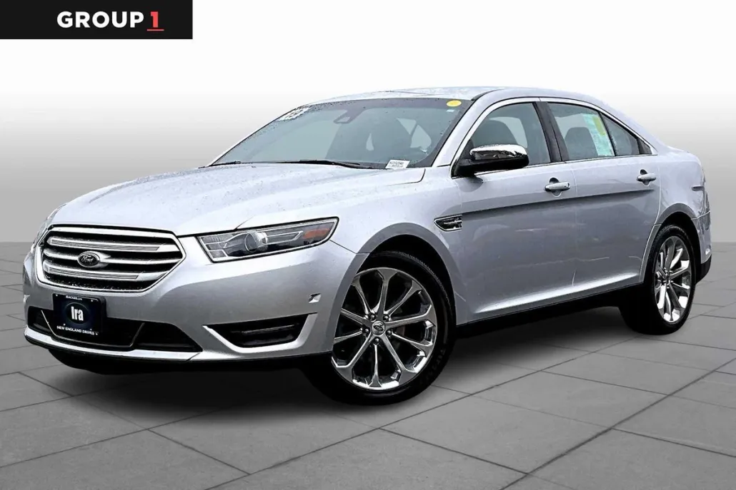 2019 Ford Taurus Limited photo 1