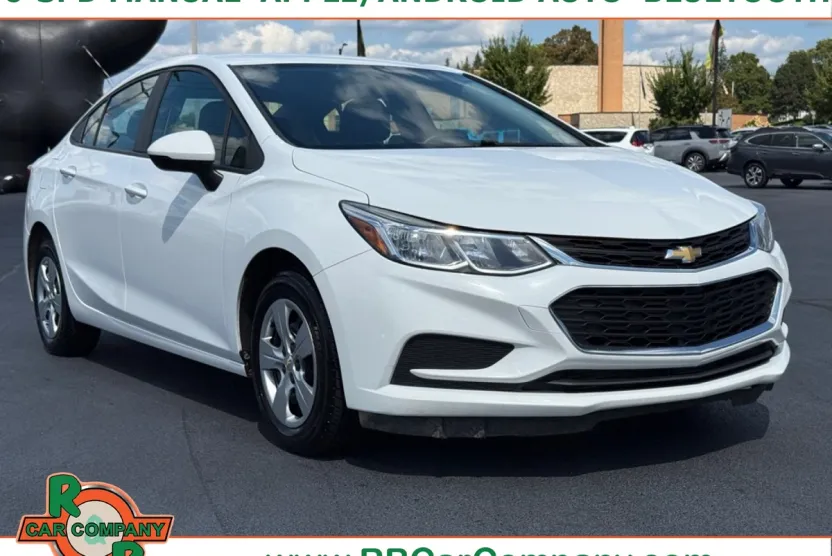2018 Chevrolet Cruze L photo 1