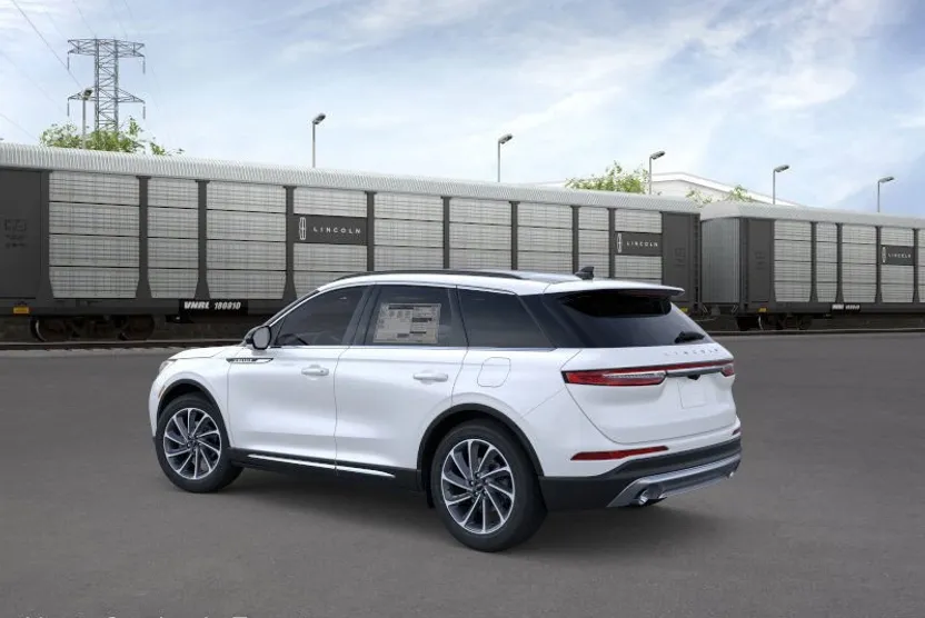 2025 Lincoln Corsair Premiere photo 1