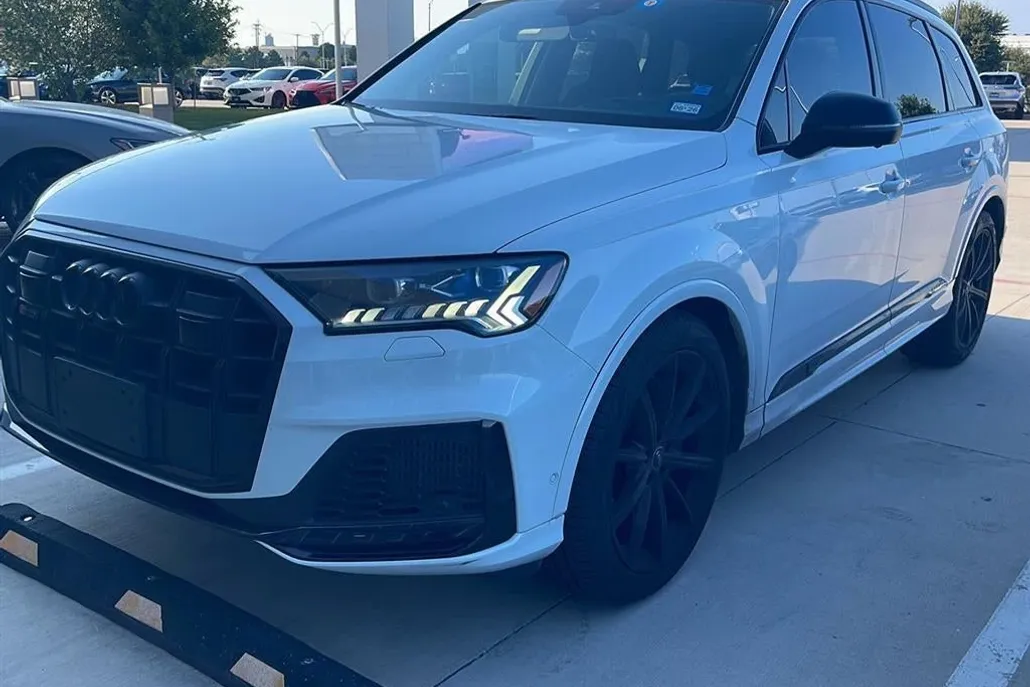 2020 Audi SQ7 Prestige photo 1