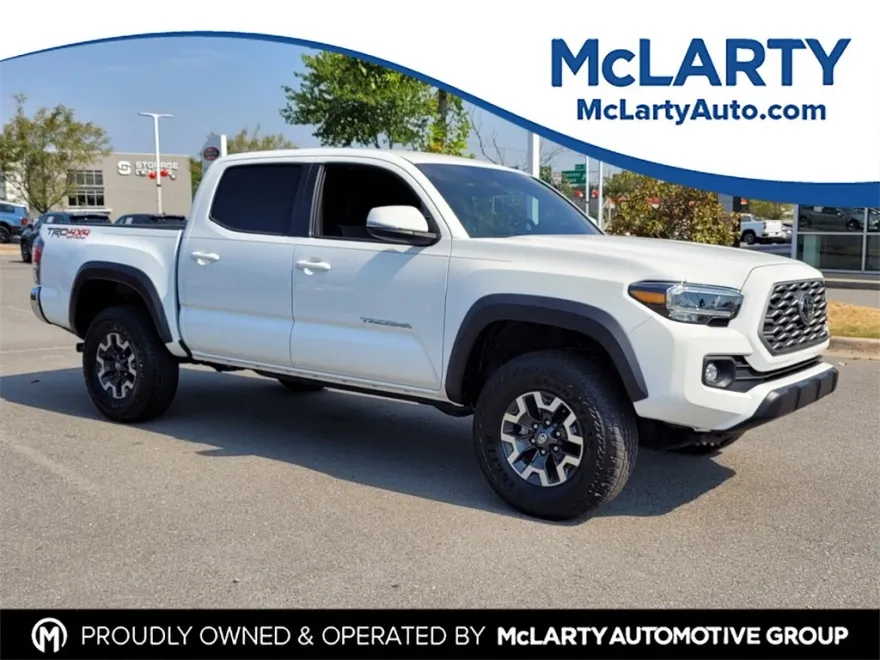 2023 Toyota Tacoma TRD Off-Road V6 photo 1
