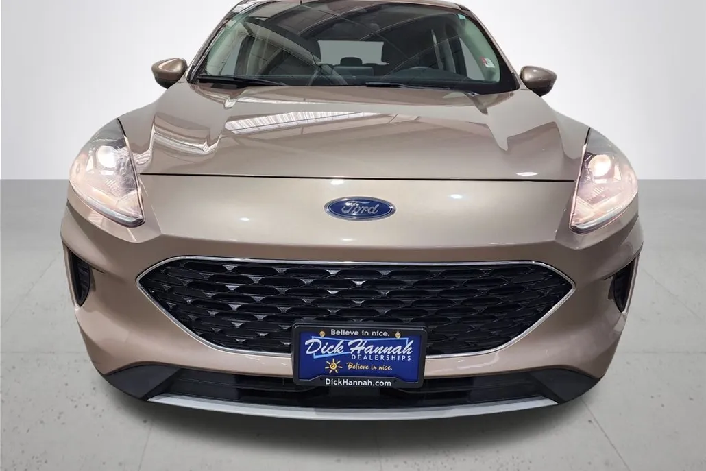 2020 Ford Escape SE photo 1