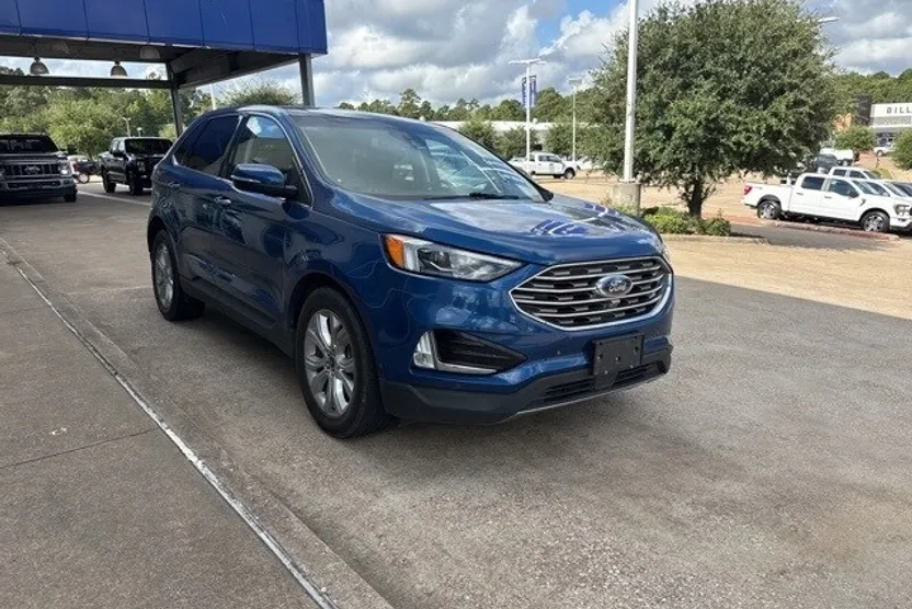 2020 Ford Edge Titanium photo 1