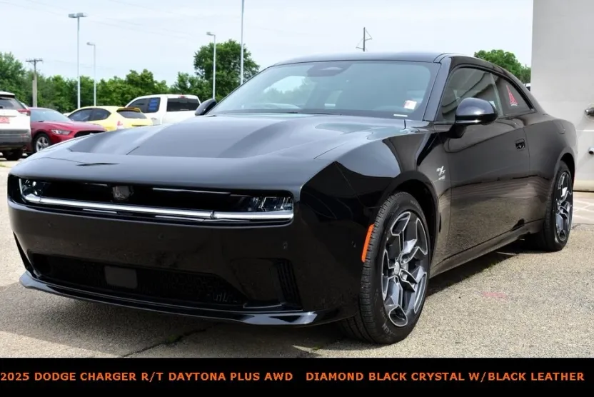 2025 Dodge Charger R/T Daytona photo 1