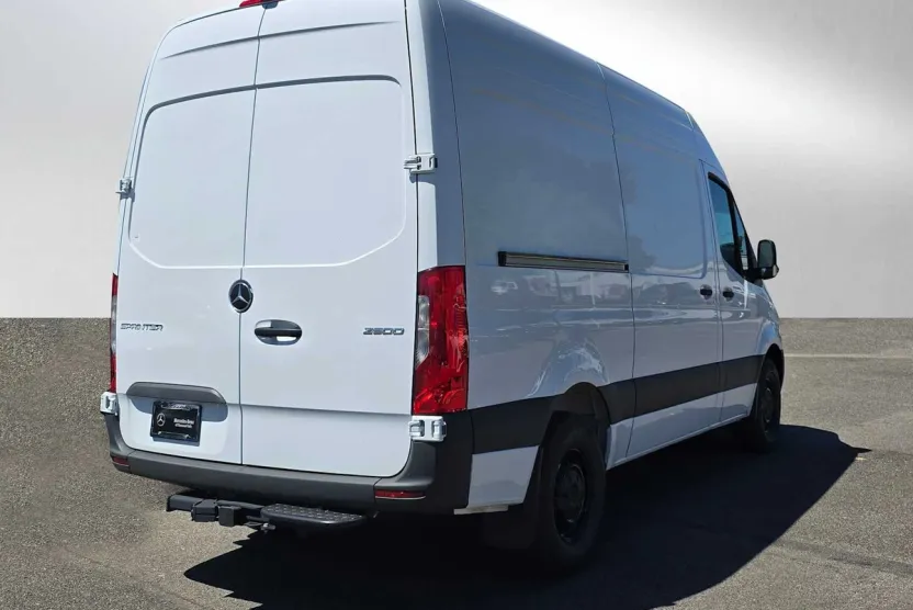 2025 Mercedes Benz Sprinter 2500 Standard Roof photo 1