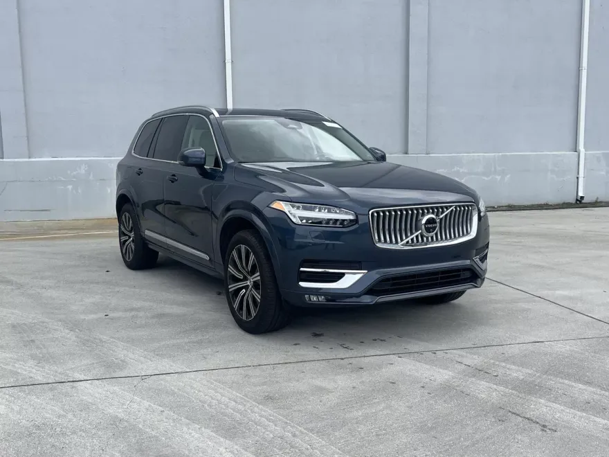 2024 Volvo XC90 Plus photo 1