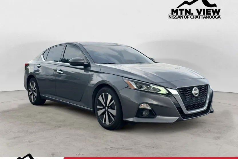2020 Nissan Altima 2.5 SV photo 1
