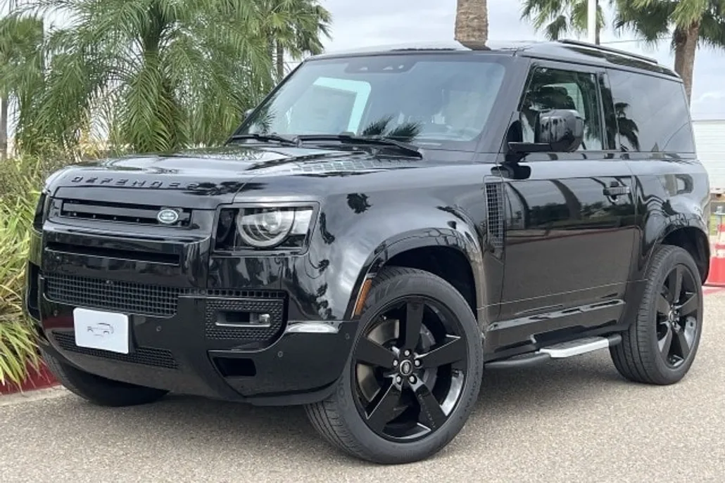 2025 Land Rover Defender 90 X-Dynamic SE photo 1