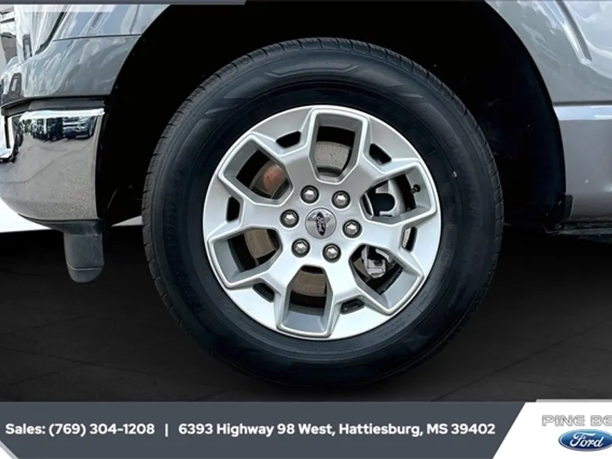 2023 Ford F-150 XLT photo 1