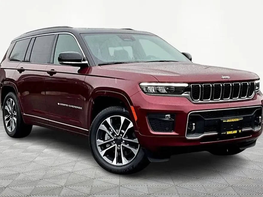 2024 Jeep Grand Cherokee Overland photo 1
