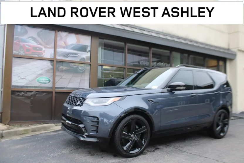 2024 Land Rover Discovery P360 Dynamic SE photo 1