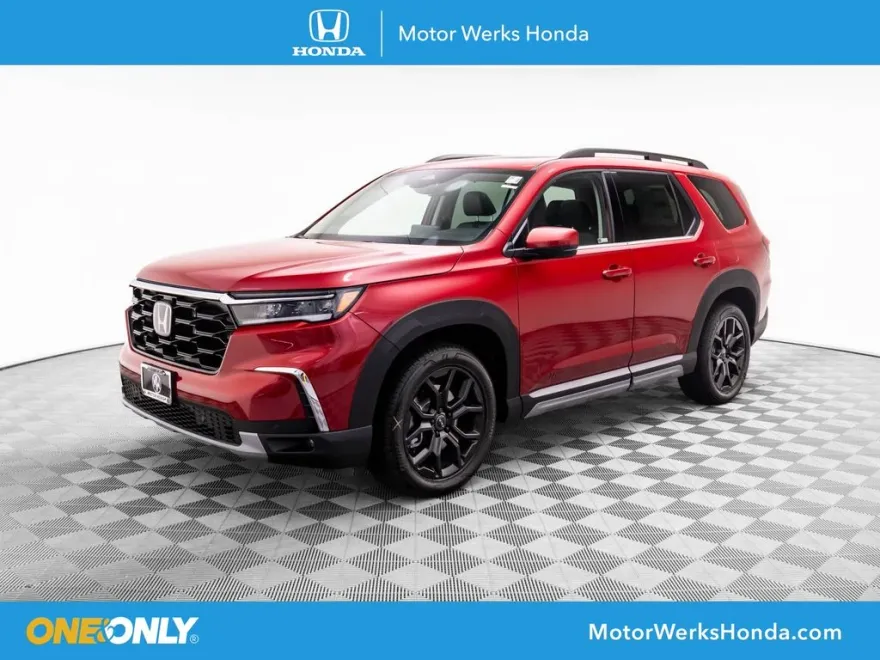 2025 Honda Pilot Touring photo 1