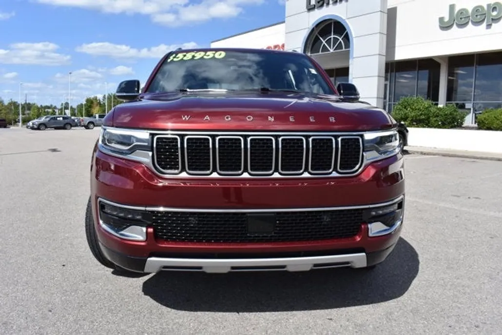 2024 Jeep Wagoneer L Series II photo 1