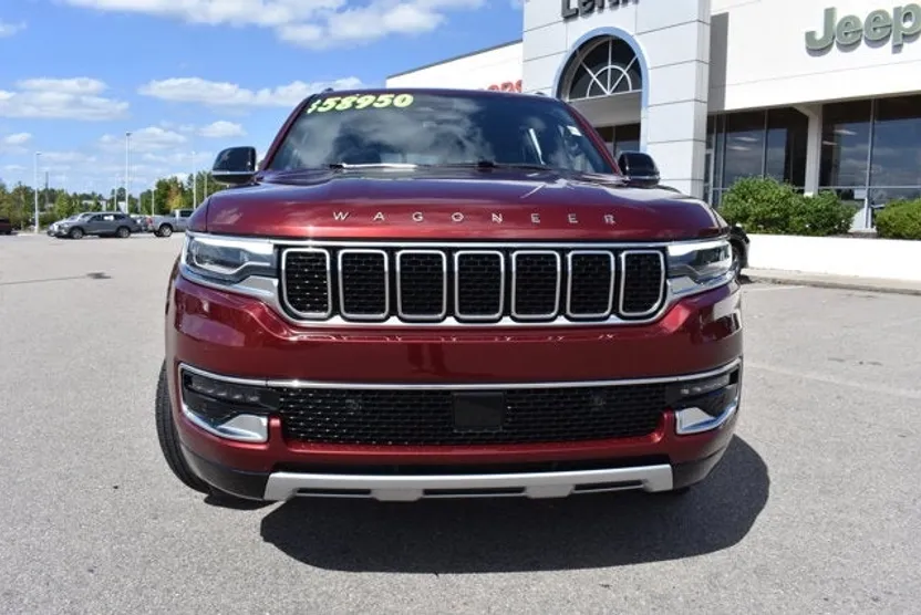 2024 Jeep Wagoneer L Series II photo 1