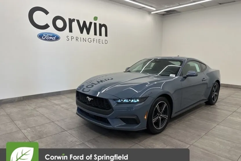 2025 Ford Mustang EcoBoost photo 1