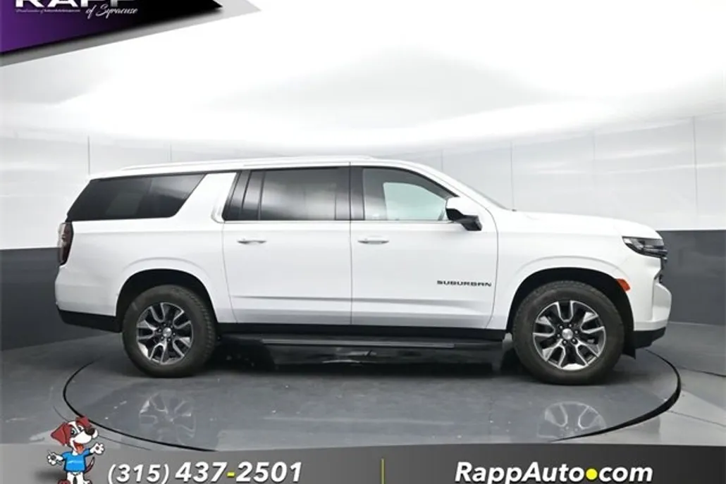 2021 Chevrolet Suburban LS photo 1