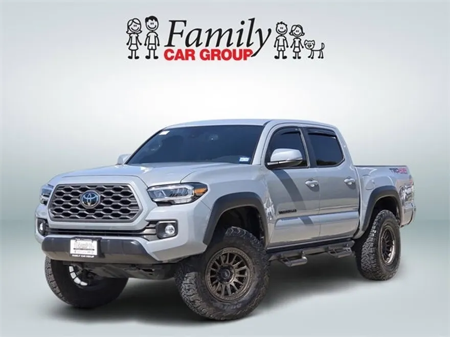 2021 Toyota Tacoma TRD Off-Road V6 photo 1